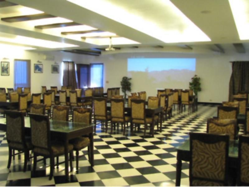 Shilton Hotel Mussoorie Exteriör bild